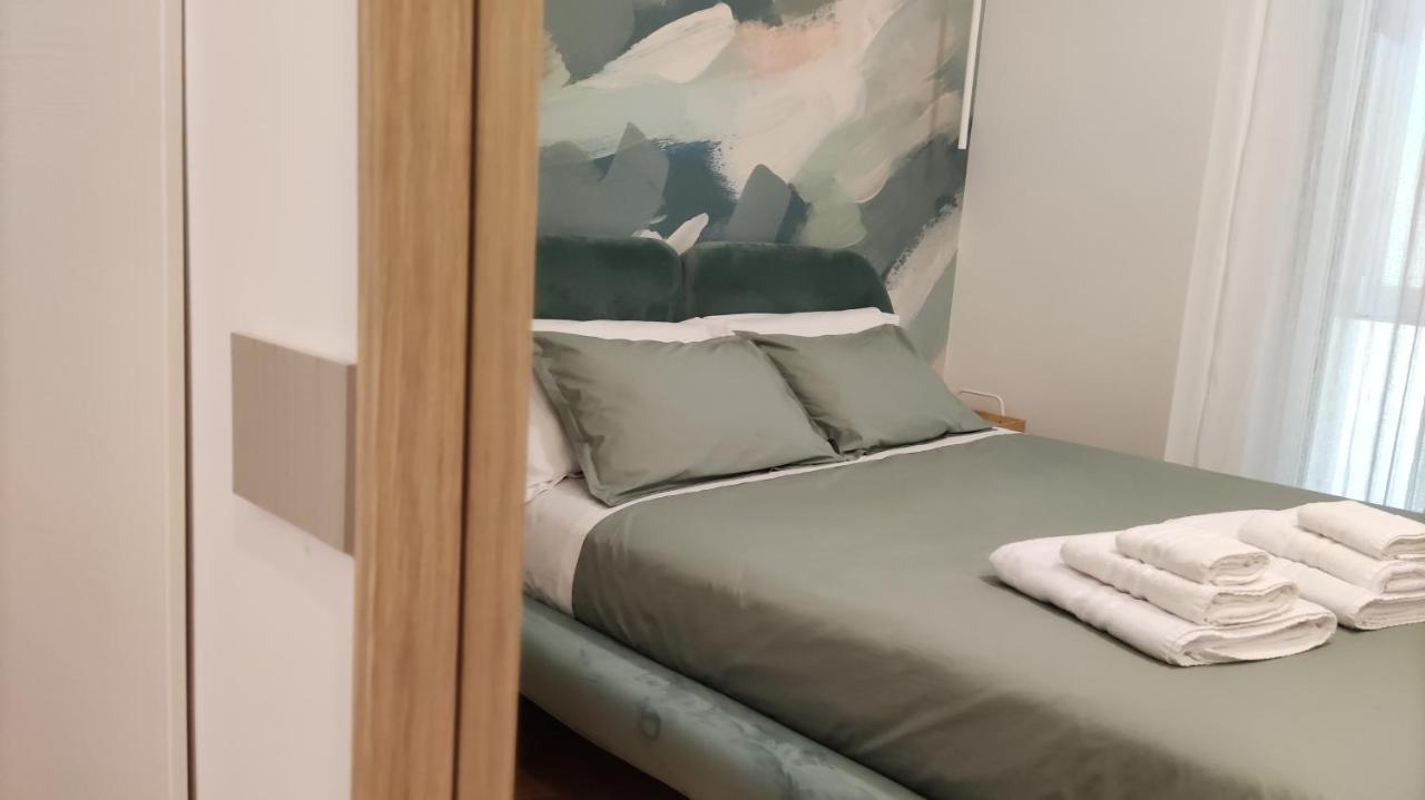 Toledo Lab Hotel Nápoly Kültér fotó